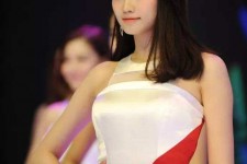 常州成都特大模特兼职**(成都服拆模特兼职是实的吗)