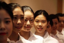 常州私人伴游招聘 度假区万元月薪招“泳装伴游”