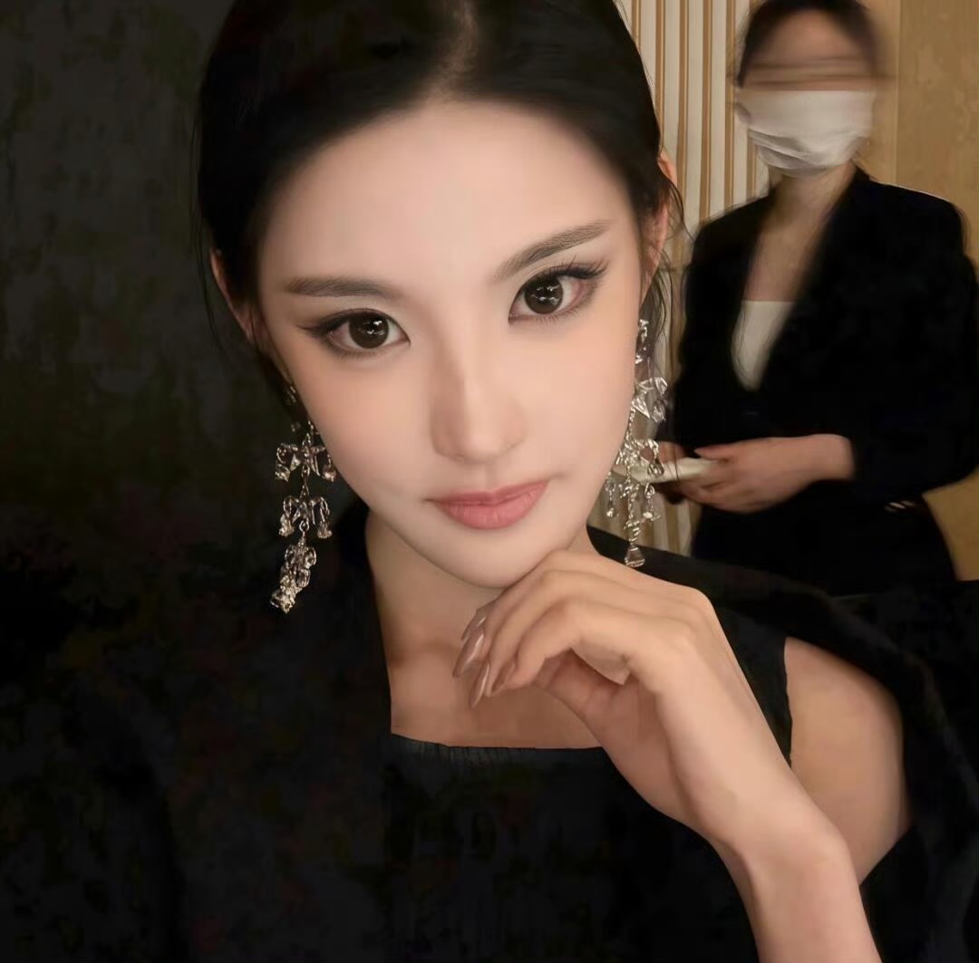常州伴游女生 | Isabella Chen的资料